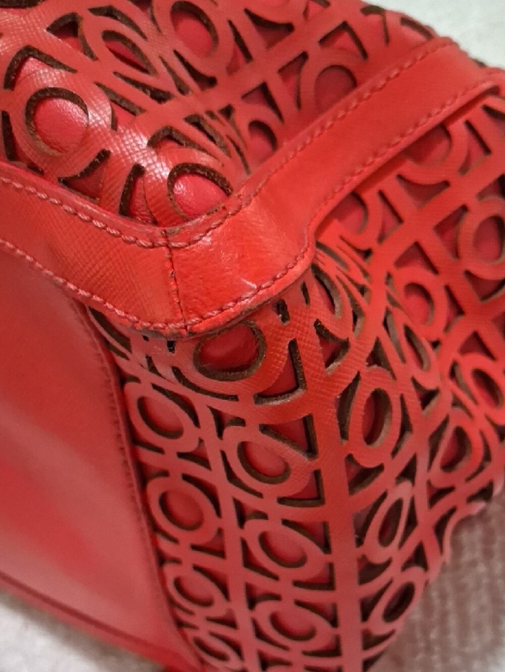 Tory Burch Red Perforated Leather Satchel with Removable Strap - Picture 12 of 15